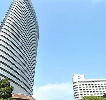 ポートピアホテルの周辺には大型コンベンション施設が集結。各施設へ徒歩5分圏内で移動が可能です。