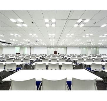 401A+B(控室付き)_750㎡_天井高3m_イベント会場に最適!