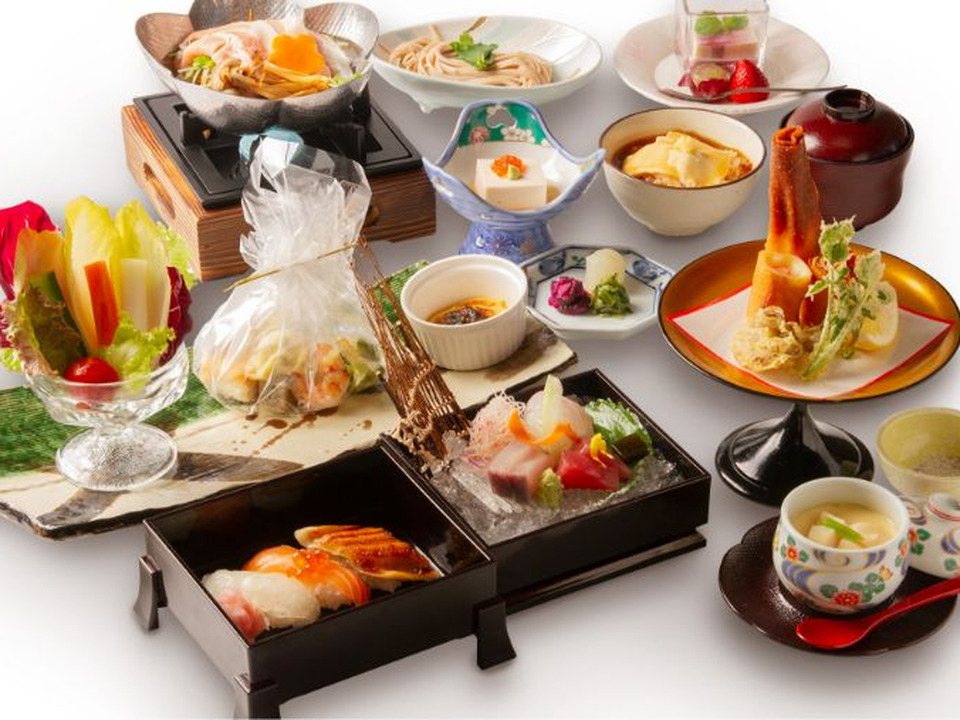 和洋折衷会席料理 6,600円(税込)~