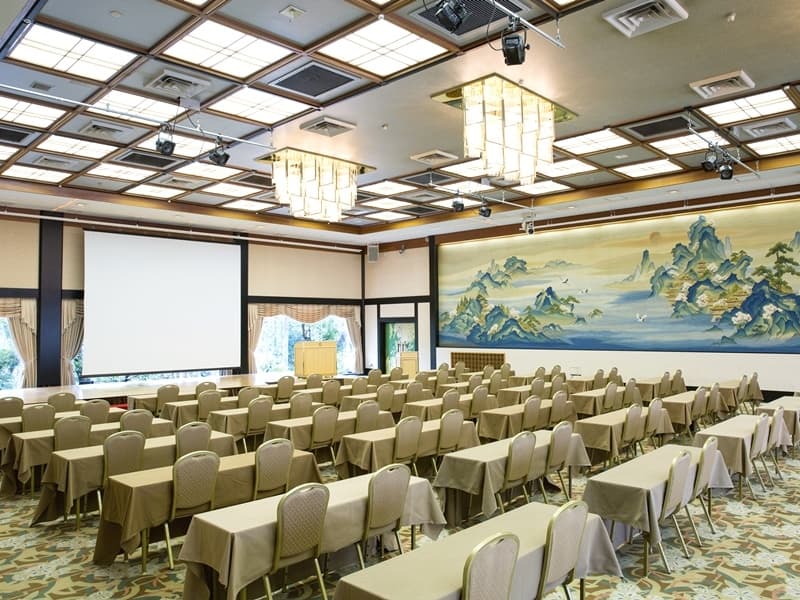 2F蓬莱(463㎡・スクール330名・シアター550名)