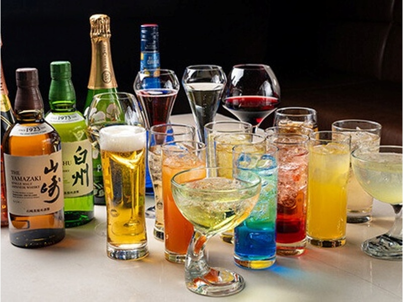 【乾杯スパークリングワイン+飲み放題付◆Threadコース】生ハム盛り合わせ・トッポキ・スモークチキングリルなどを満喫するスタンダードプラン