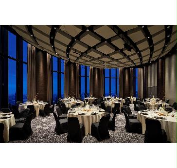 38階:Ballroom 1(225㎡/天井高6m)
立食:180名
着席:120名
スクール:120名
シアター:180名