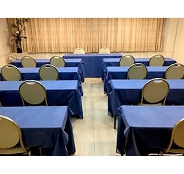 48名様までご利用いただける小会議室です。
