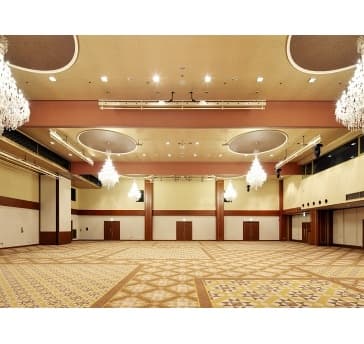会議・ご宴会・展示会・試験会場等様々な用途で利用可能です。
