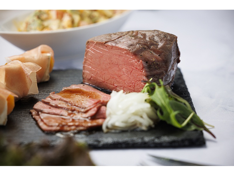 お手軽プラン 4,500円コース お食事 + 飲み放題付き(2時間制)