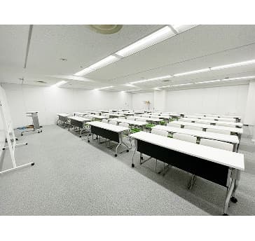 203_100㎡_天井高2.5m_セミナーやイベント会場に最適!