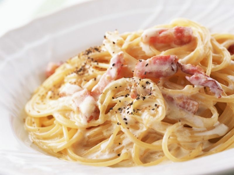 🍕【4〜100名様】ピザ&パスタでワイワイ乾杯!リーズナブルプラン|料理4品+飲み放題3時間《税別4,500円》31名〜完全貸切可♪
