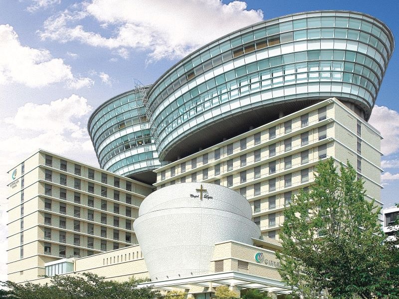 シティプラザ大阪は「山より海より都心のホテル」のコンセプトが表わすように、館内は「水・緑・光」に溢れ「都会のオアシス」として心身ともにリラックスできるホテルでございます。
また、宴会場は会場毎にテーマがあり、それぞれ特徴的なコンセプトでデザインされています。