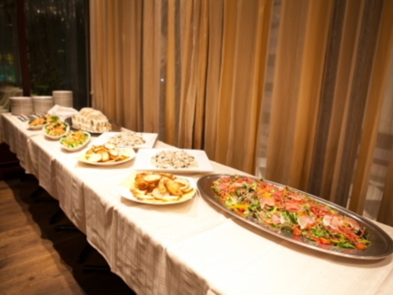 【飲み放題付】スタンダード立食パーティープラン○会社宴会・パーティー、同窓会、成人式アフターパーティー、懇親会、忘新年会など