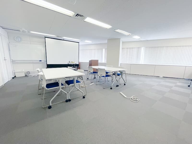 1102_51㎡_天井高2.5m_セミナーやイベント会場に最適!