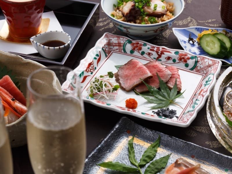 【ご接待やお祝い事に!】プレミアム飲み放題付き懐石プラン(150分)