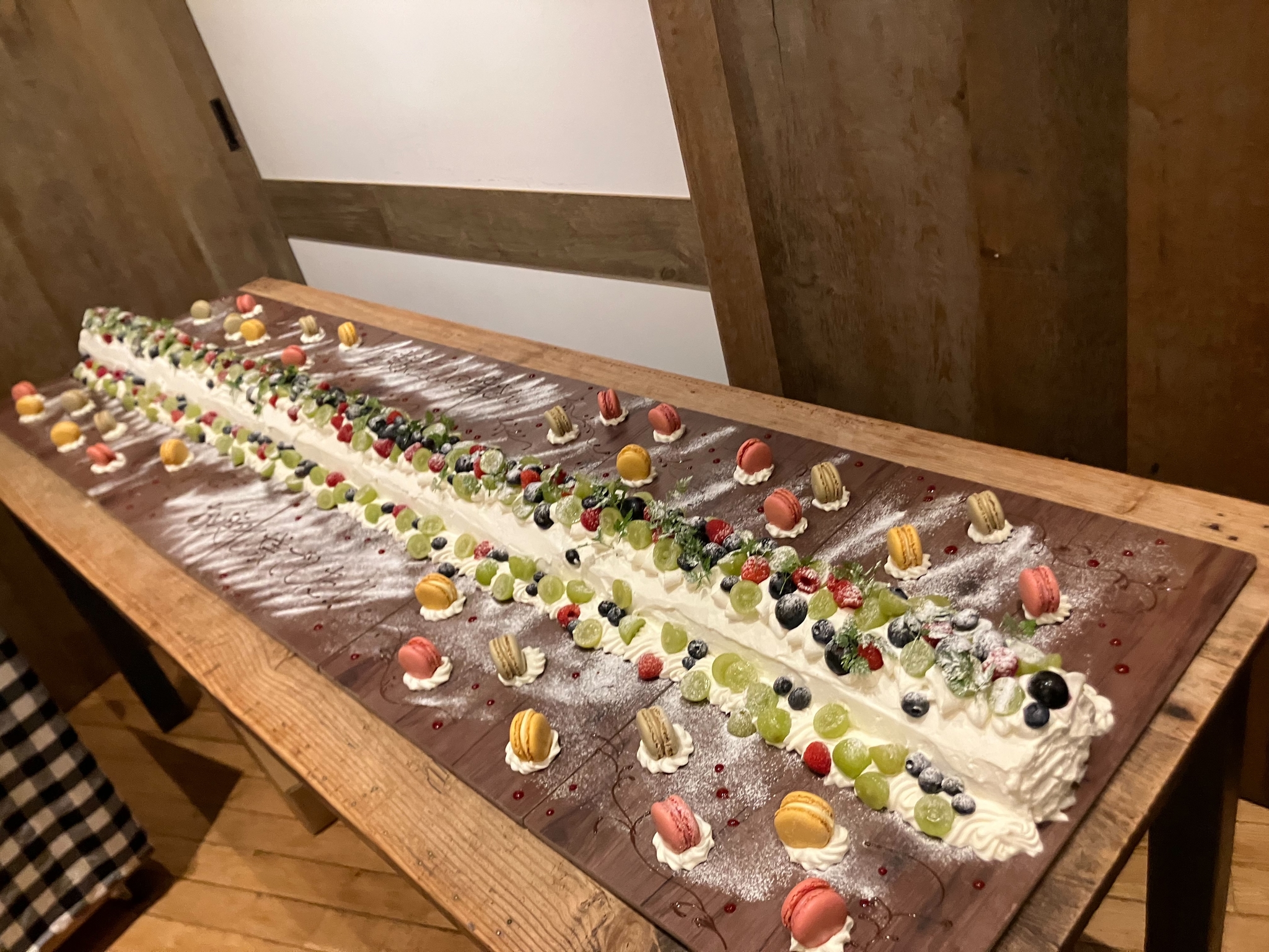 クリスマスパーティーをGMCで!
みんなとワイワイ楽しく過ごす♪
クリスマスケーキプレゼント!!