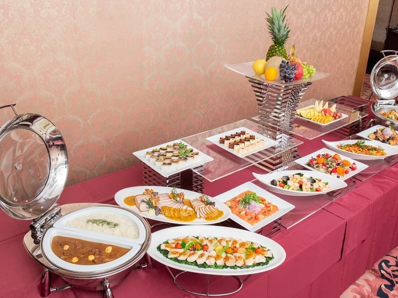 ケータリング(ホテル仕様のパーティー料理、お弁当、ドリンク等)はグループ会社と連携してご用意。※写真はイメージ
