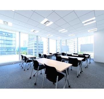 中規模の研修や会議におすすめ。
リーズナブルな価格設定です。