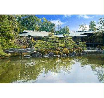 神苑に隣接し、静かな時が過ごせる平安神宮会館