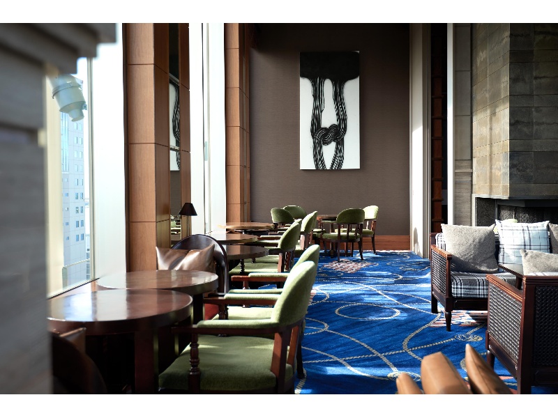 宴席前のお待ち合わせなどでご好評いただいているカフェラウンジ。