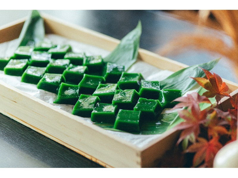 ブッフェスタイルのパーティーもご提供可能。(写真は大和緑茶わらび餅)