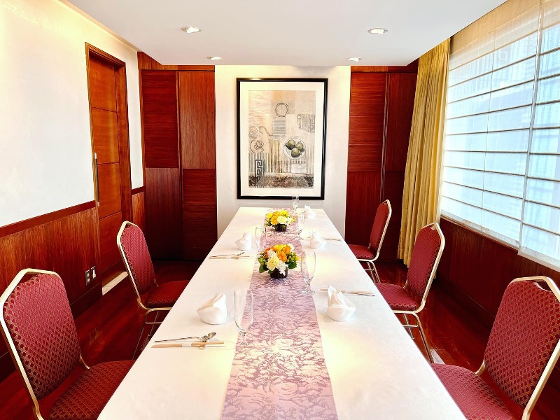 少人数から大人数まで、最適なレイアウト、プランをご提案いたします。