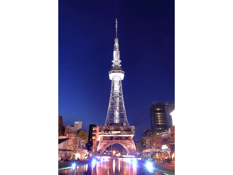 ヒサヤオオドオリパーク
中部電力MIRAI　TOWER
ザタワーホテルナゴヤ2階リリィ
栄駅、久屋大通駅か