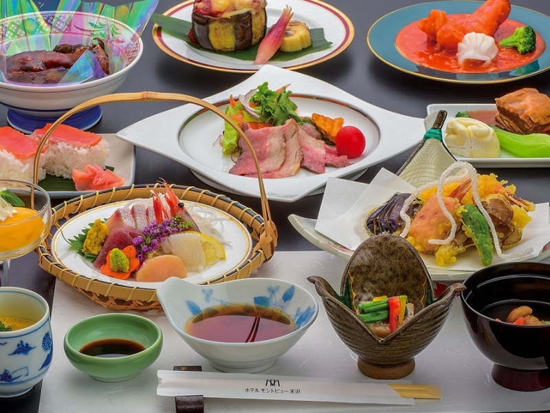 ご法要料理「菊の膳」
和室・洋室からお選びいただける会場をご用意。