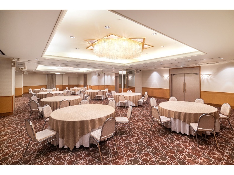 最大100名様までご利用可能です。