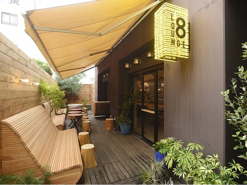 グリーンに囲まれた癒しのパーティー空間