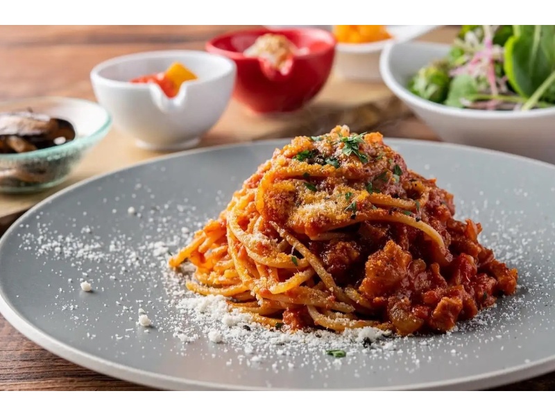 【ハイクオリティかつボリューム◎】全6品+フリードリンク付きプレミアムプラン