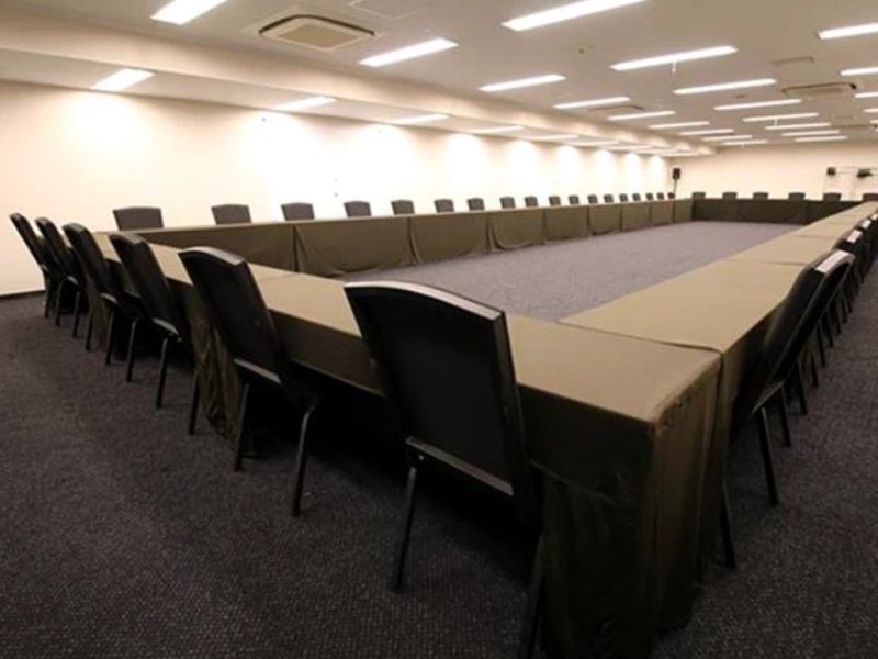 会議や採用面接、社内研修などに適した会議室をお手頃な価格でご提供いたします
【会場】ホールA