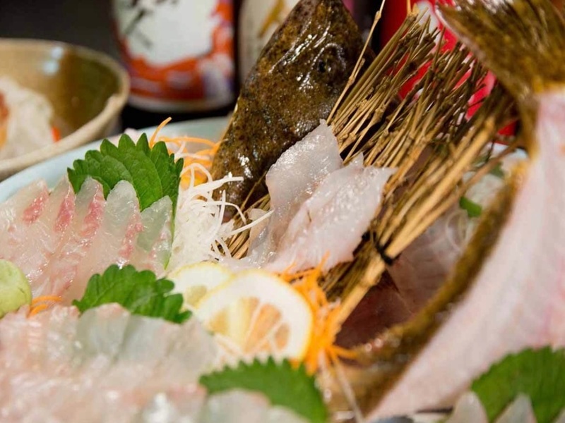 お手軽会席プラン！
あわび踊り焼・平目会席　　