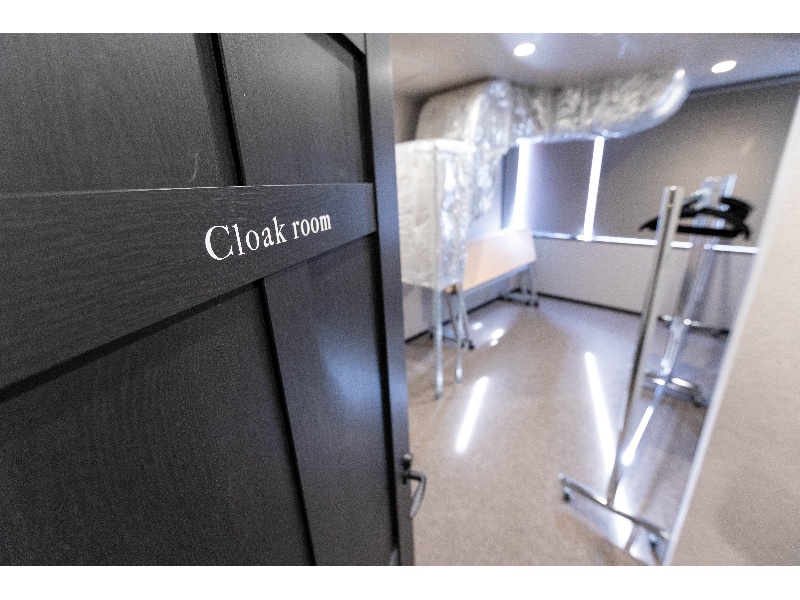 【クローク】- TIME SHARING 新橋駅前5F（銀座口）
