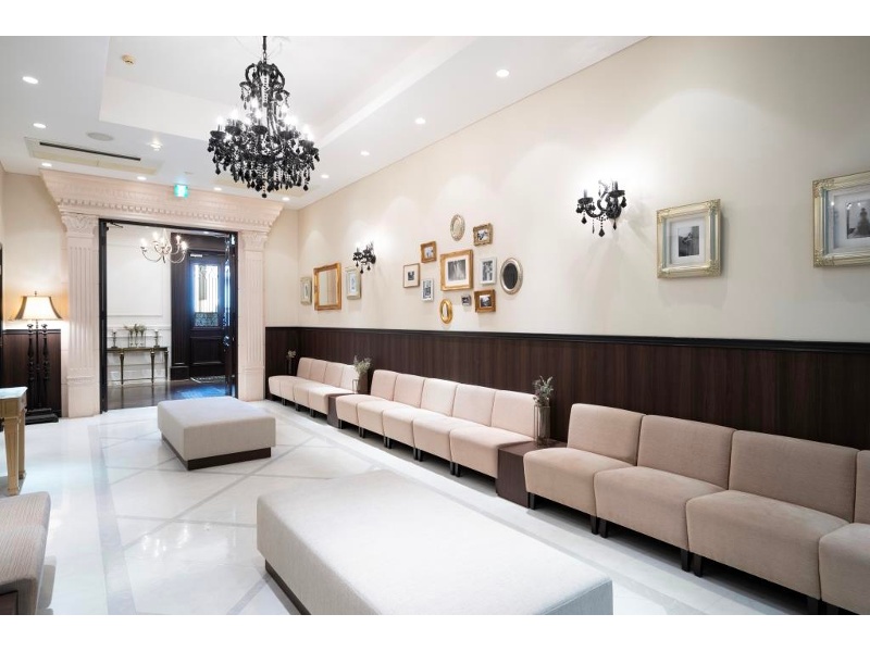 やさしい色合いのコーディネートが似合う、エレガントな調度品を設えた空間です。