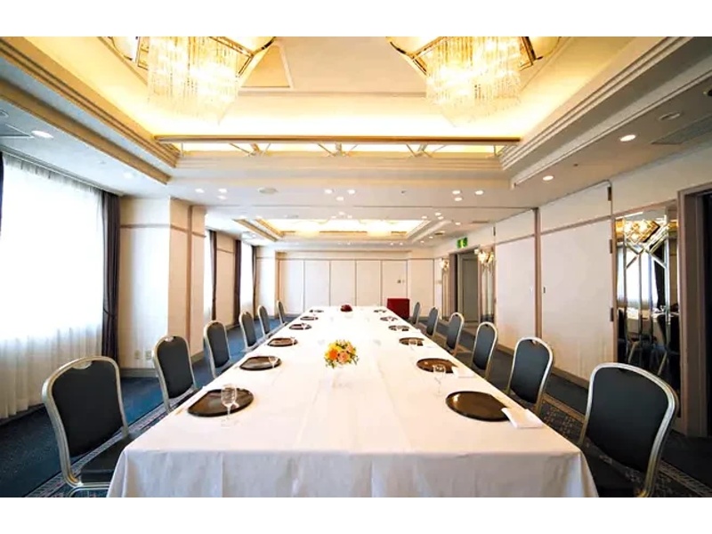 【若葉の間】対面スタイル