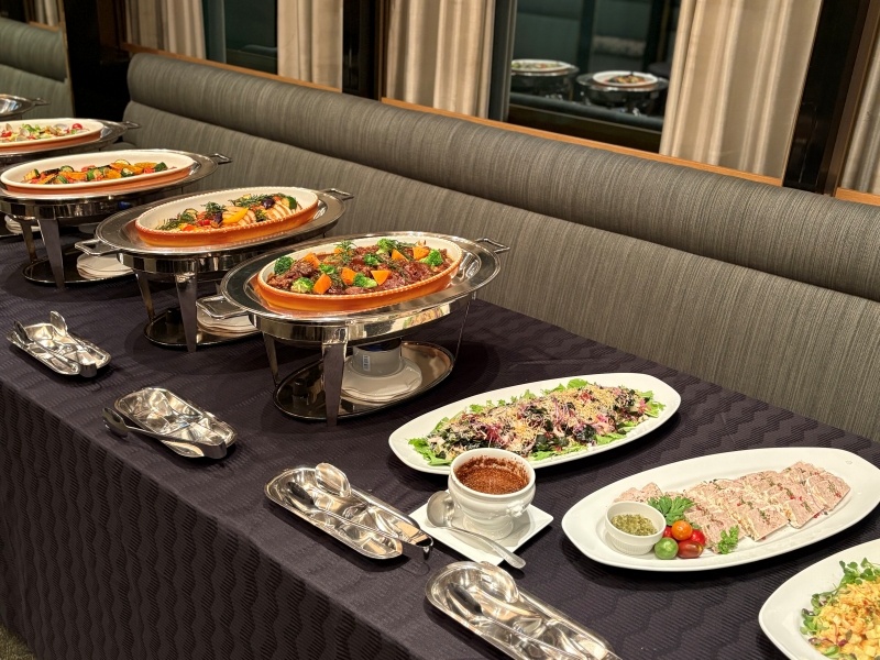 サルーテ(立食イメージ)
