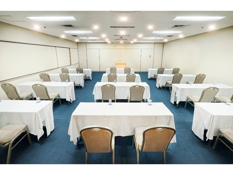 西館1F「おしどり」72㎡　スクール形式