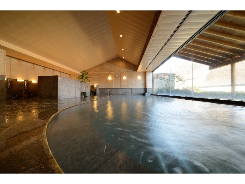 大浴場は内風呂・露天風呂・水風呂・サウナを完備しております。