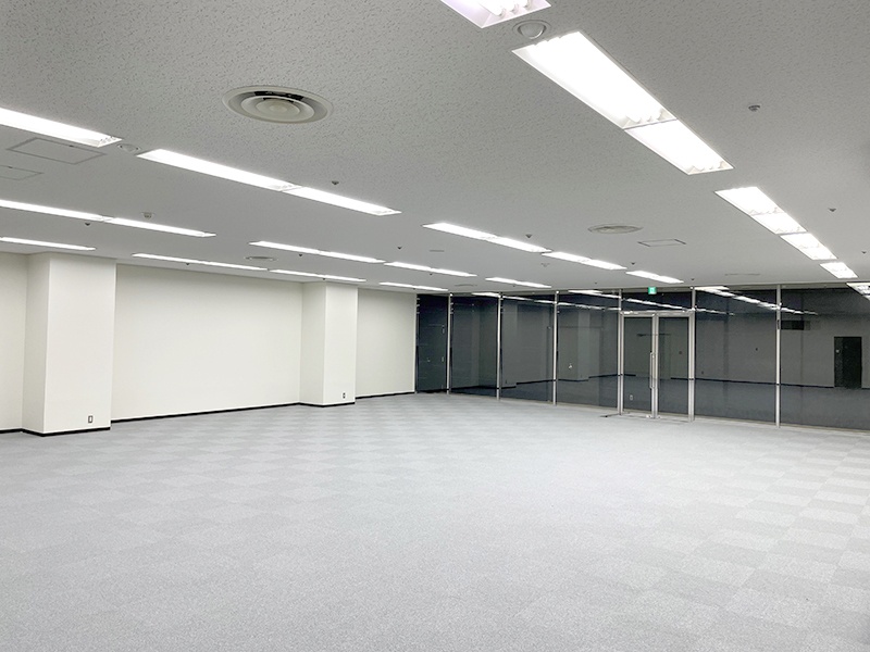 EventHall_180㎡_天井高2.5ｍ_セミナーやイベント会場に最適！