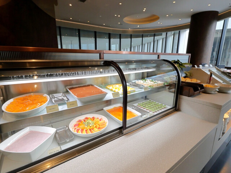 高級感と開放感が共存する特別空間。宴会・パーティーの雰囲気をワンランク上に格上げ。