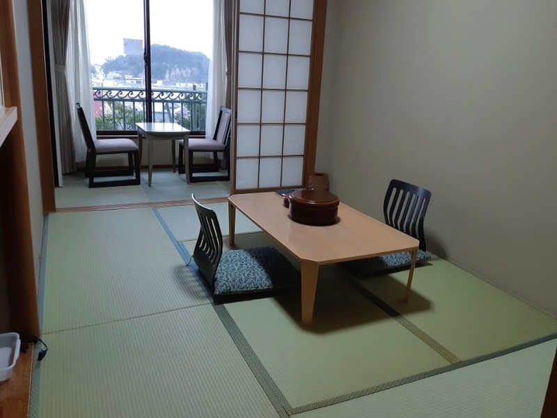 和室 6畳　トイレ付き