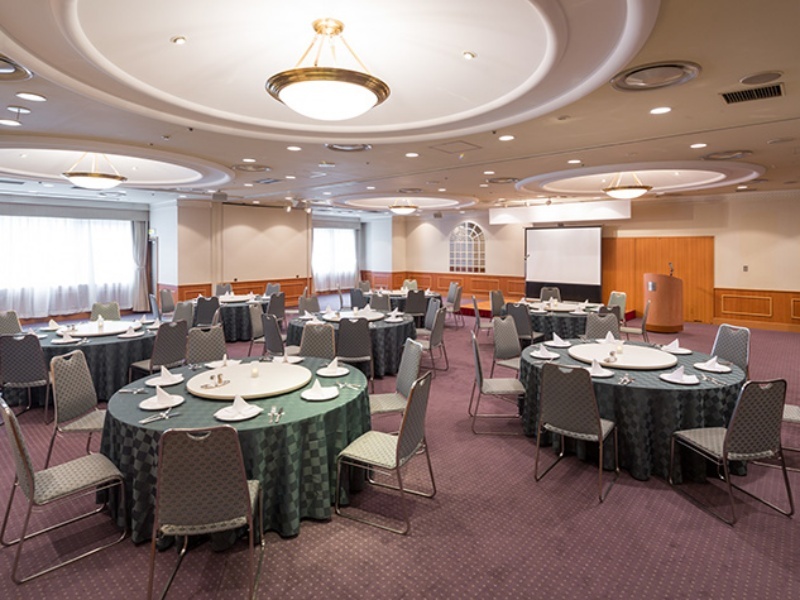 豊富な経験をもつスタッフが、幹事の皆さまのお手伝いをいたします