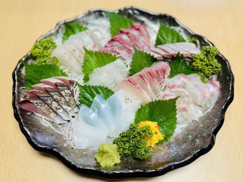 地魚盛り合わせ一例