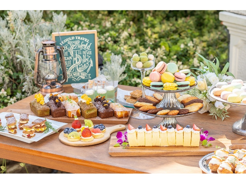 ガーデンでのデザートビュッフェも人気♪