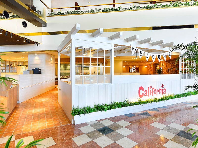 【オールデイダイニング　カリフォルニア】
＊ウエストサイド1階 レストラン