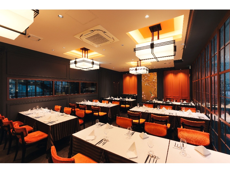 レストラン会場の宴会スタイル①