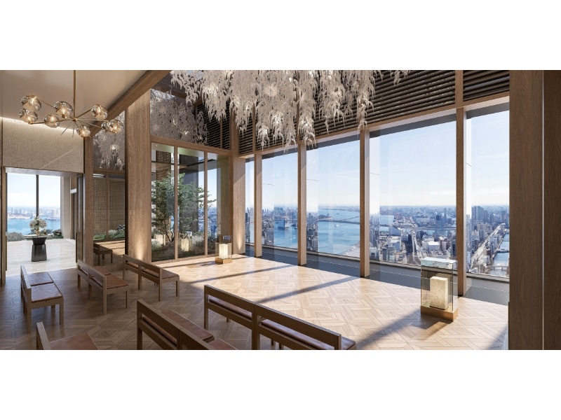 43階の「THE SKY」では、東京湾と都心の絶景が広がり、忘れられないひと時を彩ります。洗練されたデザイン、卓越した料理、比類なきサービスで、人生で最も大切な瞬間を華麗に演出します。
