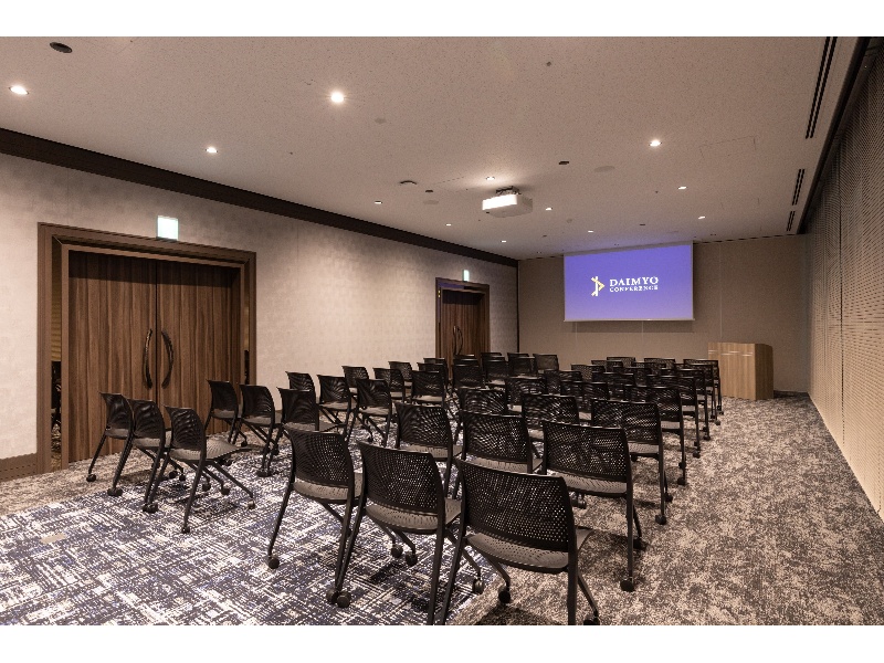 Dialogue Room 1