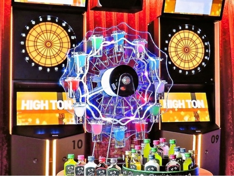 【七色に光る回転式のショット観覧車】ダーツと言えばショットは欠かせない！！SNS映えする自慢のメニュー