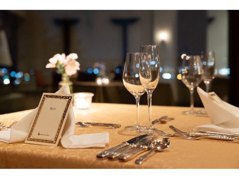 レストラン会場　リストランテ・フォレスタ・ヴェルデ
期間限定でディナー営業も行っております