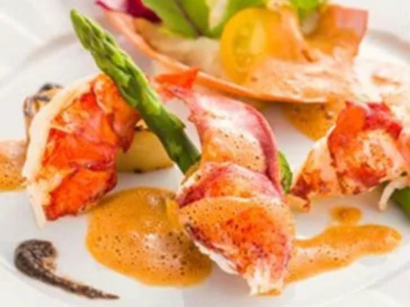 料理は「 Beauty」&「Healthy」をテーマにした五感をくすぐるフレンチ。