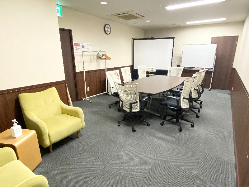 【Room5D】一人ソファ×2脚有　控室利用にも便利