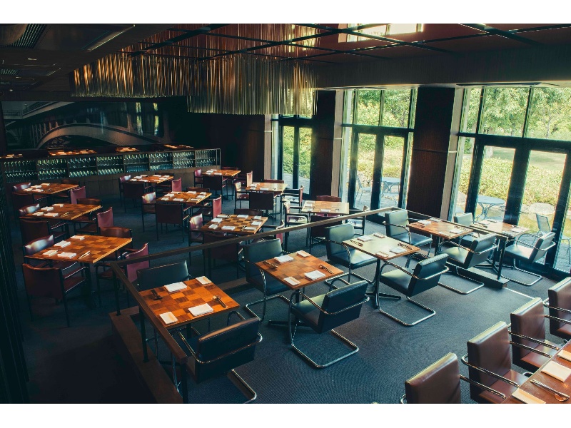 【宴会場｜本館】ザ ダイニング